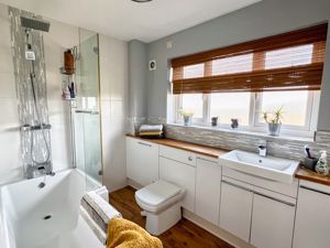 Photo 22- click for photo gallery